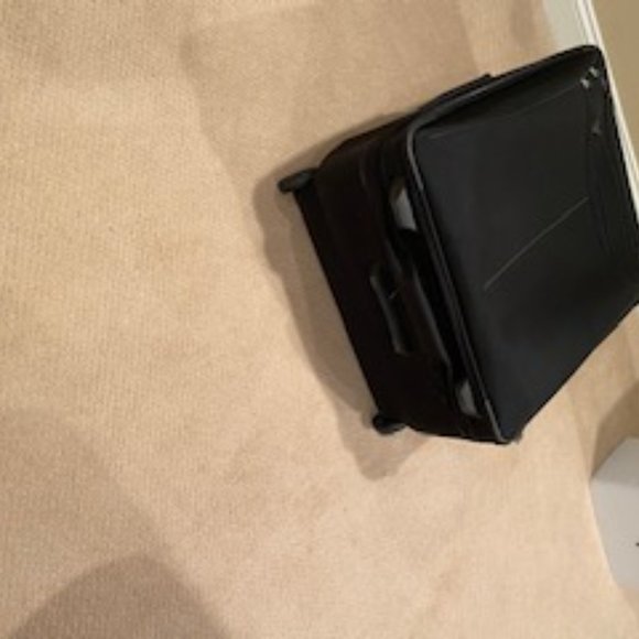 Oversized Tumi travel bag - Picture 6 of 8